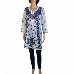 Blusón (blusa) mexicano blanco con azul marino - Tienda Online de Regalos Mexicanos Huastekoo España - H00534